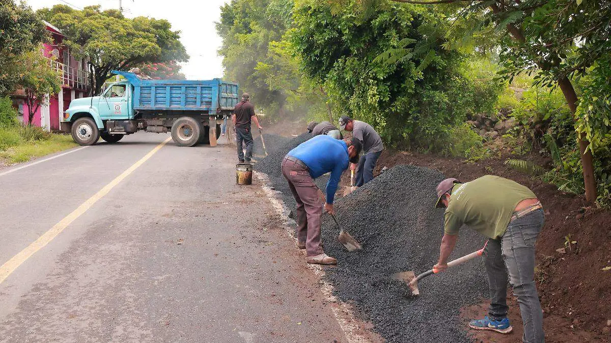 reparacion_carretera_zacualpan_ruta_evacuacion 